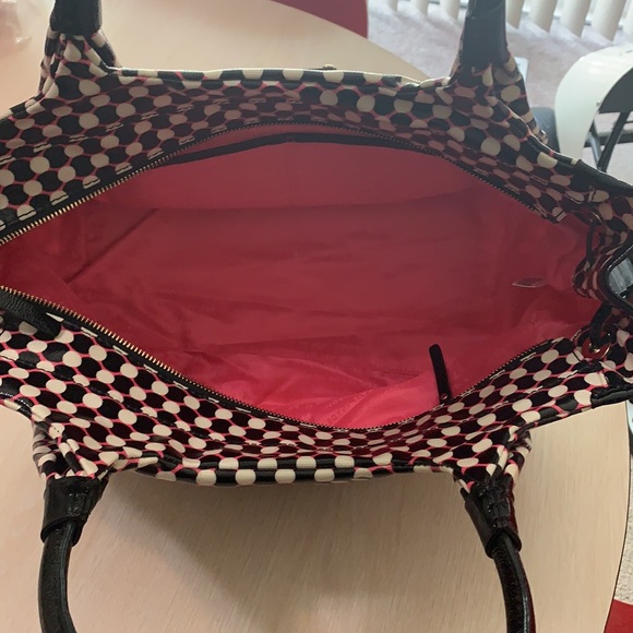 Kate Spade (10) - Picture 3 of 5